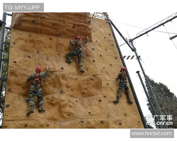 北京攀岩队技术解析:探索攀岩运动的技巧与训练方法 北京攀岩队技术解析:探索攀岩运动的技巧与训练方法