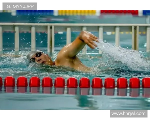 全国游泳比赛激烈角逐 展现顶级选手风采与竞技精神